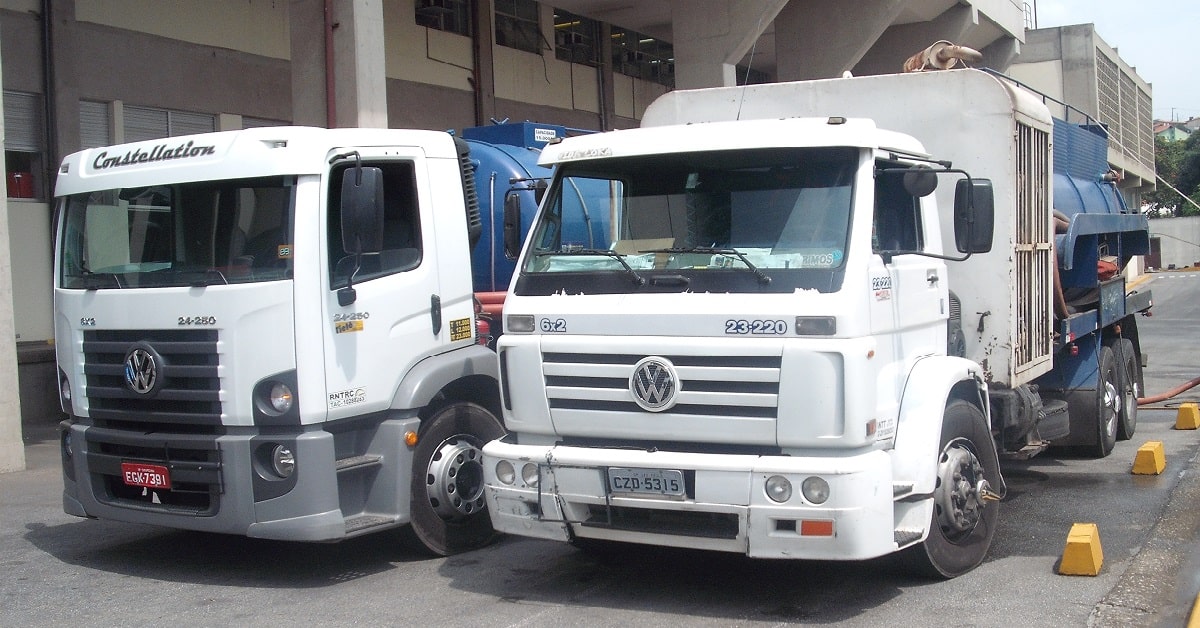 ALAMBARI - SP : COLETA DE RESIDUOS | Transporte de Efluentes SP - Caminhão Limpa Fossa
